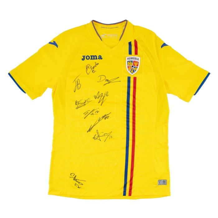 Tricou semnat al Naționalei României