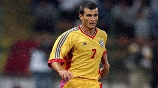 Ioan Ovidiu Sabău în tricoul Naționalei României